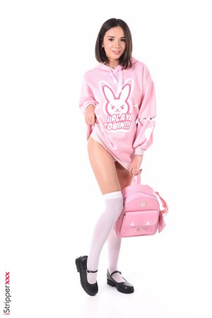 0009-02 thefappeningblog.com.jpg