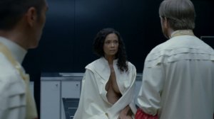 Thandie Newton Nude 18.jpg