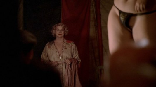 Amanda Aday - Carnivale S01E05 HDTV 1080p.mp4_snapshot_00.14.045.jpg