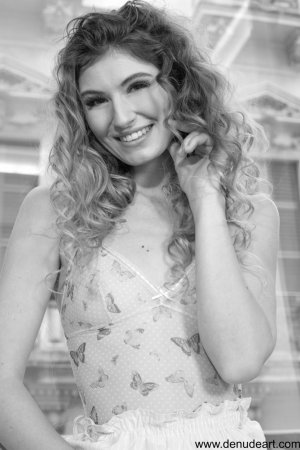 0005-03 thefappeningblog.com.jpg