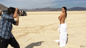 Kim Kardashian Nude 2.jpg