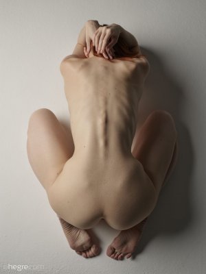 0001-10 thefappeningblog.com.jpg