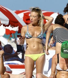 Tracy Anderson Sexy 10 thefappening.so.jpg