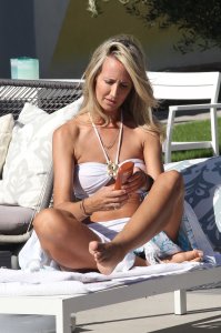 Lady Victoria Hervey Sexy 44.jpg