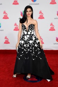 Emeraude Toubia Cleavage 1.jpg