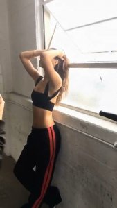 Alexis Ren Sexy 25 thefappening.so.jpg