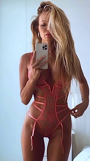 abby-dowse_thefappeningblog.com_0037.jpg
