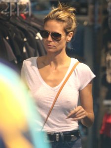 Heidi Klum Braless 10 thefappening.so.JPG