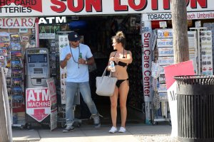 Katie Waissel Sexy 12.jpg