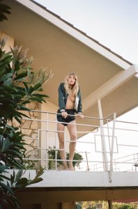 Farah Holt Sexy & Topless 16.jpg