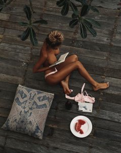 Sahara Ray Sexy & Topless 2.jpg