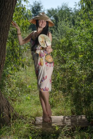 0002-01 thefappeningblog.com.jpg