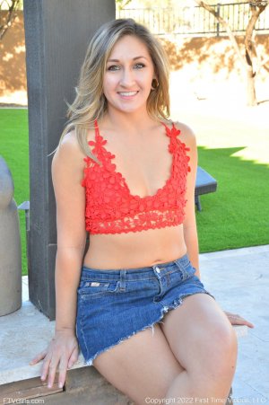 0004-08 thefappeningblog.com.jpg