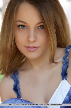 metart-nikia-a-stupendo-01 thefappeningblog.com.jpg