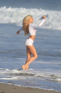 Daisy Lea Sexy & Topless 3.jpg