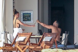 Chrissy Teigen Sexy 16.jpg