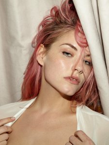 Ashley Smith Nude & Sexy 8.jpg