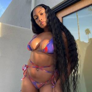 megan-thee-stallion_thefappeningblog.com_0014.jpg