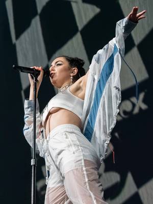 charli-xcx_thefappeningblog.com_0037.jpg
