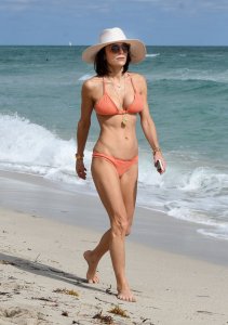 Bethenny Frankel Sexy thefappening.so 57.JPG