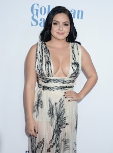 Ariel Winter Sexy 5.jpg
