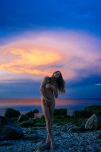 Rebekah Underhill Nude 4.jpg