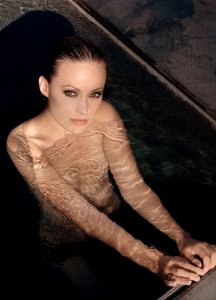 Olivia Wilde Topless & Sexy 20.jpg