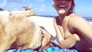 Alexis Ren Topless Snaps 12.jpg