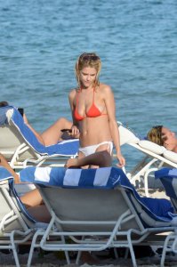 Ashley Smith Sexy 7.jpg