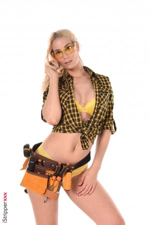 0012-03 thefappeningblog.com.jpg