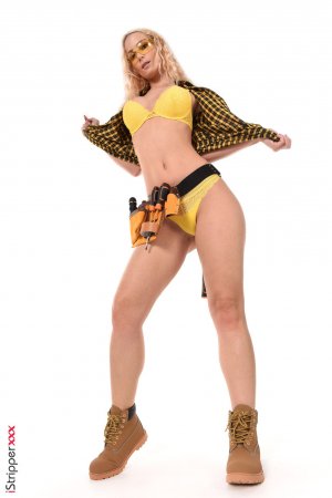 0012-05 thefappeningblog.com.jpg