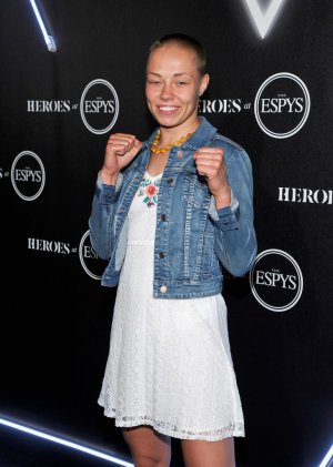 731full-rose-namajunas.jpg