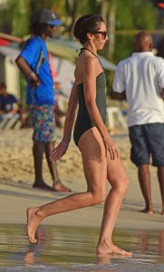 Terri Seymour Sexy 8.jpg