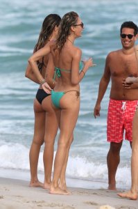 Lauren Stoner Sexy 11.jpg