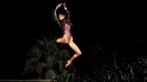 Alexis Ren Sexy 26.jpg