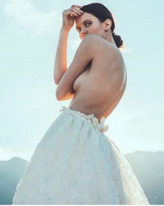 Amber Flowers Nude Sexy 8 thefappening.so.jpg