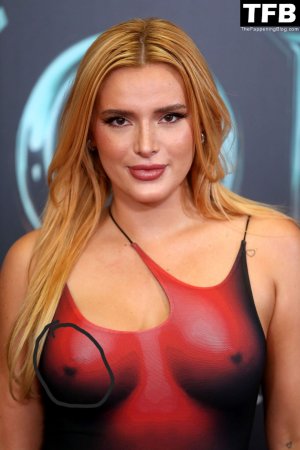 Bella-Thorne-Sexy-27-thefappeningblog.com_-1.jpg