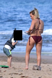 Hilary Duff  Sexy thefappening.so 1.jpg