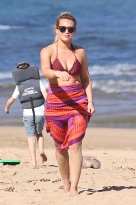 Hilary Duff  Sexy thefappening.so 17.jpg