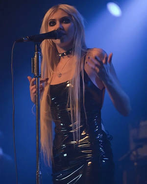 taylor-momsen_thefappeningblog.com_0002.jpg