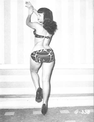 bettie-page_thefappeningblog.com_0010.jpg