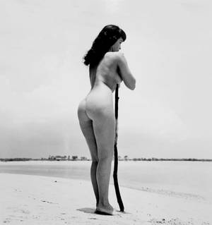 bettie-page_thefappeningblog.com_0040.jpg