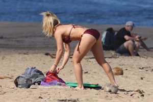 Hilary Duff  Sexy thefappening.so 32.jpg