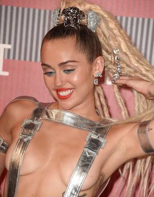miley-cyrus_thefappeningblog.com_0007.jpg