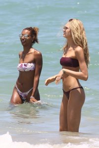 Romee Strijd, Jasmine Tookes & Lais Ribeiro Sexy thefappening.so 81.jpg