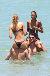 Romee Strijd, Jasmine Tookes & Lais Ribeiro Sexy thefappening.so 90.jpg