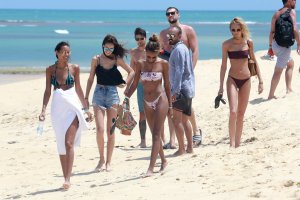 Romee Strijd, Jasmine Tookes & Lais Ribeiro Sexy thefappening.so 73.jpg