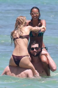 Romee Strijd, Jasmine Tookes & Lais Ribeiro Sexy thefappening.so 51.jpg