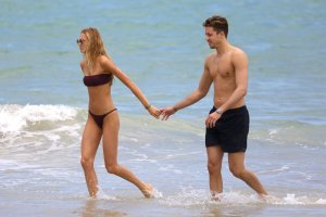 Romee Strijd, Jasmine Tookes & Lais Ribeiro Sexy thefappening.so 112.jpg