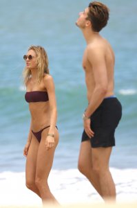 Romee Strijd, Jasmine Tookes & Lais Ribeiro Sexy thefappening.so 113.jpg